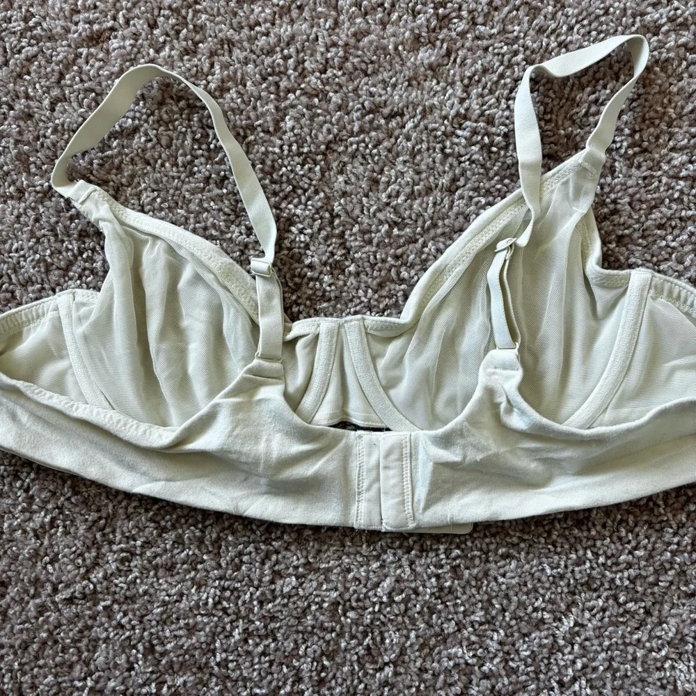 SKIMS Cotton Jersey Bra - Picture 7 of 8